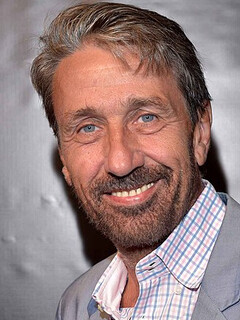 Steve Holmes