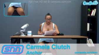 Η Carmela Clutch είναι δημοσιογράφος στις ειδήσεις