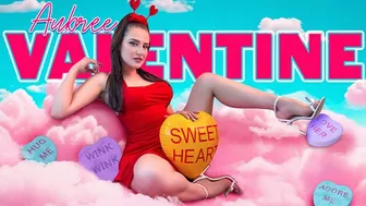 Pussy στο προσκήνιο: Aubree Valentine απολαμβάνει ουρλιάζοντας στο Donnie Rock με τα δάχτυλά του στα σύνορα
