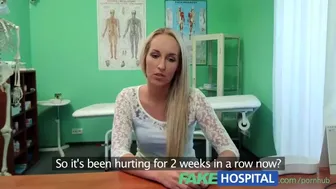 Ο ξανθός πόνος της Τζένι Σάιμονς τελείωσε πηδώντας ένα σκληρό γαμήσι και ξεφωνίζοντας απολαύσεις
