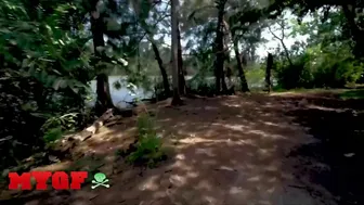 Η κοπέλα μου η Τζέσι Σέιντ είναι στο δάσος καταπίνοντας την ουρά του Σον Λόουλες βαθιά