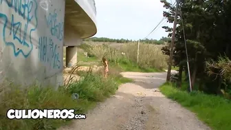 Η γέφυρα της Αλέξις Κρίσταλ sucksφάει το πουλί της στο δημόσιο γαμήσι