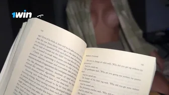 Η αδελφή μου, η Μοστόχα, με αποπλάνησε διαβάζοντας... νοστιμότατο κοντινό τρίψιμο από μια μεγάλη έφηβη