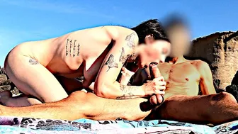 Strandgay: σκληρό πουλί έδειξε σε ένα κορίτσι χωρίς ανυπακοή