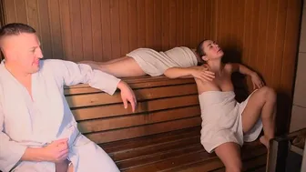 Κοινή σάουνα, κλείδωσε την πόρτα και με γάμησε δυνατά!
