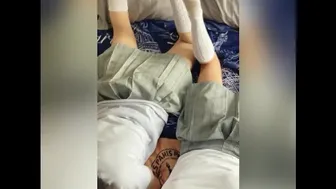 Τριπλή μαλακία με δύο κολεγιόπαιδα στο δωμάτιό μου μετά την εργασία! vol # 1