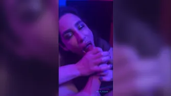 Η βαθιά θεραπεία της Λάνα Κόεν με πρόσωπο με πρόσωπο απόλαυση