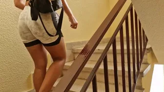 Πρώτη φορά σε δωμάτιο ξενοδοχείου με μια έφηβη Λάτιν