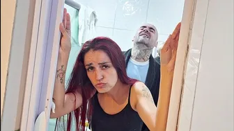 Έβαλα το πουλί μου στην κουνιάδα μου όσο έλειπαν όλοι!