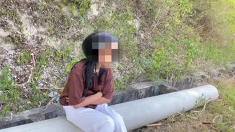 Ασιάτισσα ερασιτέχνη σκύλα γαμιέται και γεμιστή σκληρά