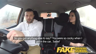 Fake Driving School - Jasmine Jae πηγαίνει εντελώς γυμνή