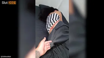 Η θετή μου αδερφή με έπιασε να την αγγίζω, και δεν θα πιστέψεις τι μου ζήτησε να κάνω!