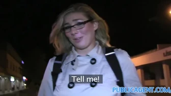 PublicAgent - καυτό ερασιτεχνικό milf στην άγρια φύση