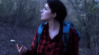 Πάγωμα: Χάθηκε στην Άγρια - Valentina Napi Time Παγωμένη και Βαθύ Λαρύγγι Δράση