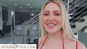 Βομβαρδιστής με μεγάλο κώλο στο σπίτι του Fyre Channel με τον κώλο του πετρελαίου