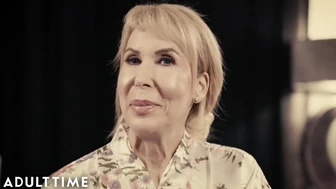 ADULT TIME - Erica Lauren η παλιά Milf εξακολουθεί να γαμάει καλά