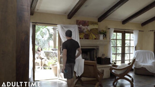 ADULT TIME - Lily Lane το καυτό τατουάζ milf