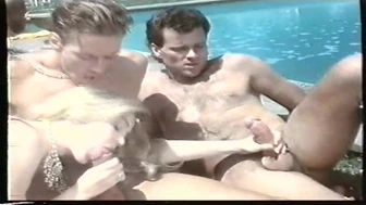 House by the pool - Ουγγρική σύγχρονη ταινία σεξ vhs