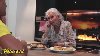 Norma η διεστραμμένη γιαγιά