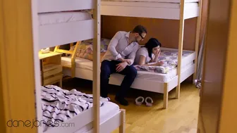 Η καυτή εφηβική περιπέτεια της Λαίδη Ντι με σκληρή δράση
